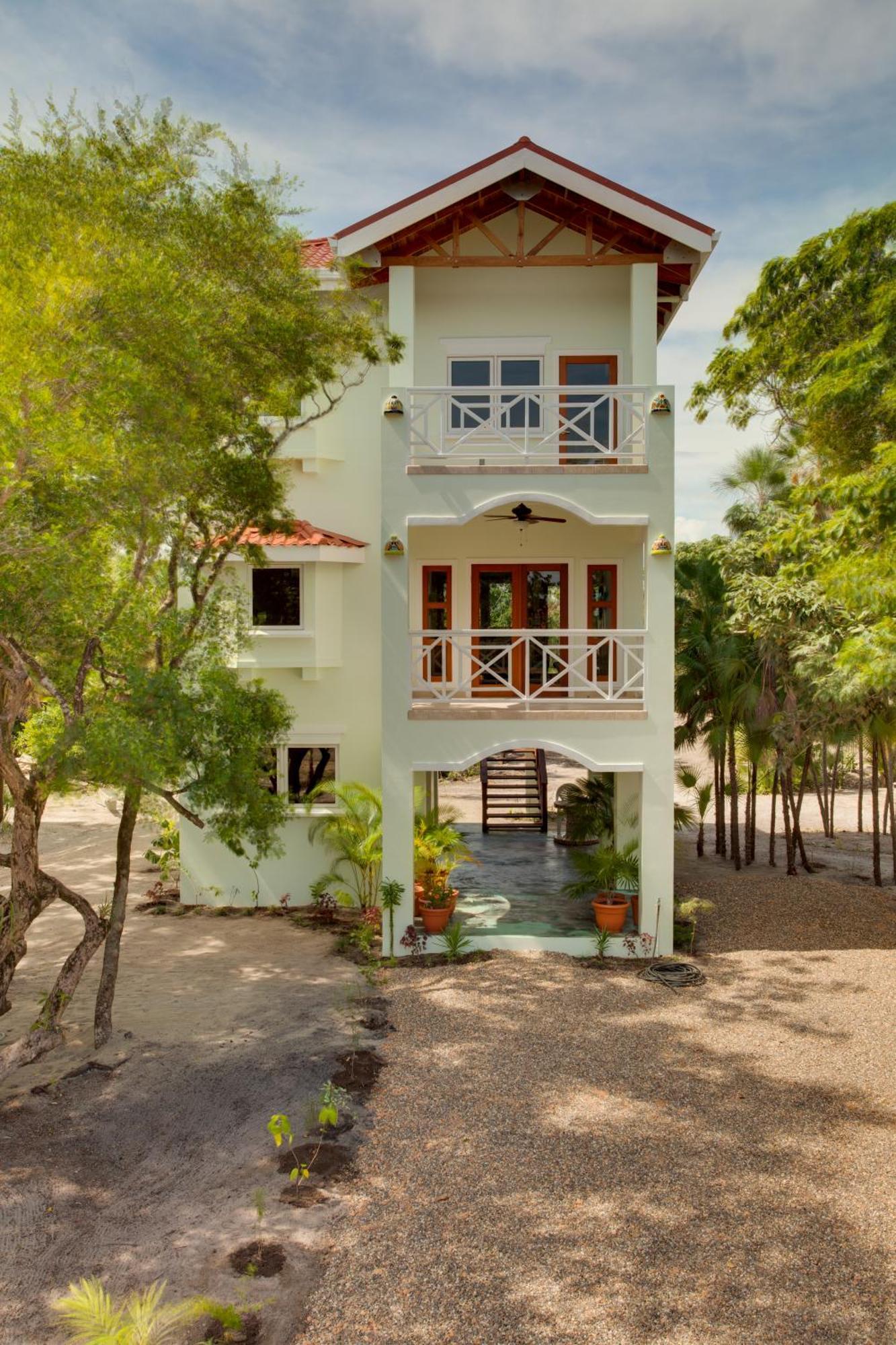 Naia Resort And Spa Placencia Экстерьер фото