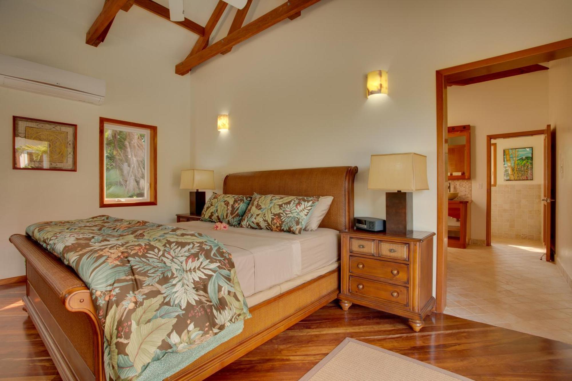 Naia Resort And Spa Placencia Экстерьер фото