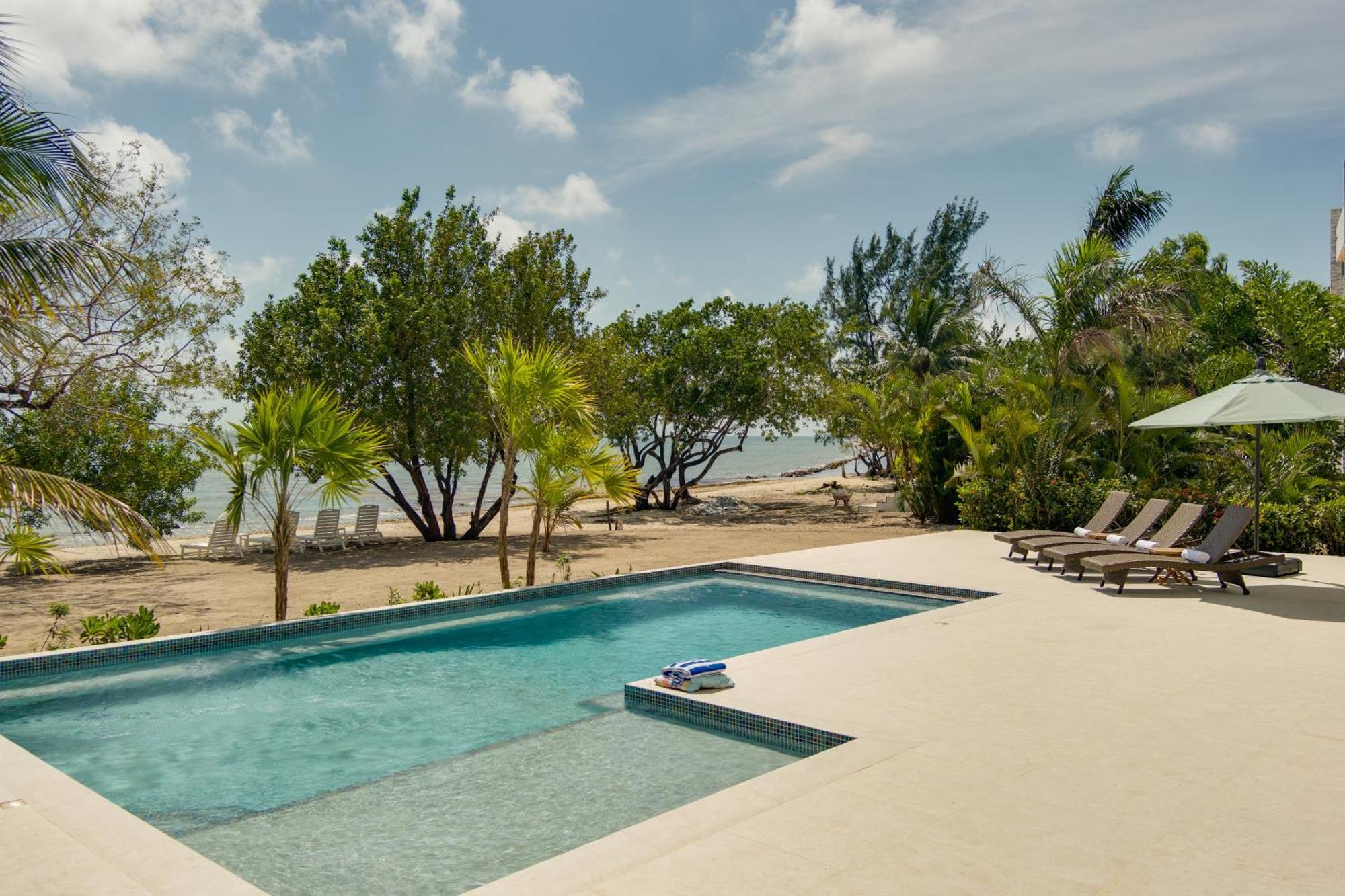 Naia Resort And Spa Placencia Экстерьер фото